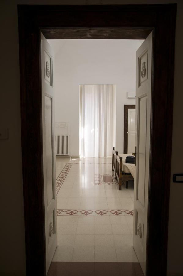 Palazzo Italia Apartments Bari Exterior foto