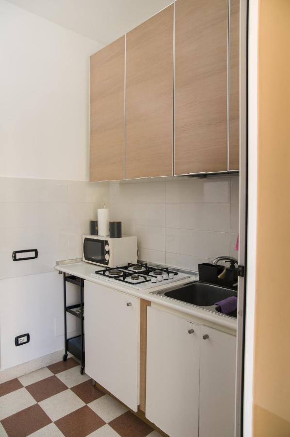 Palazzo Italia Apartments Bari Exterior foto